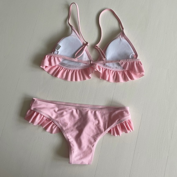 pink ruffle bikini - Picture 2 of 3